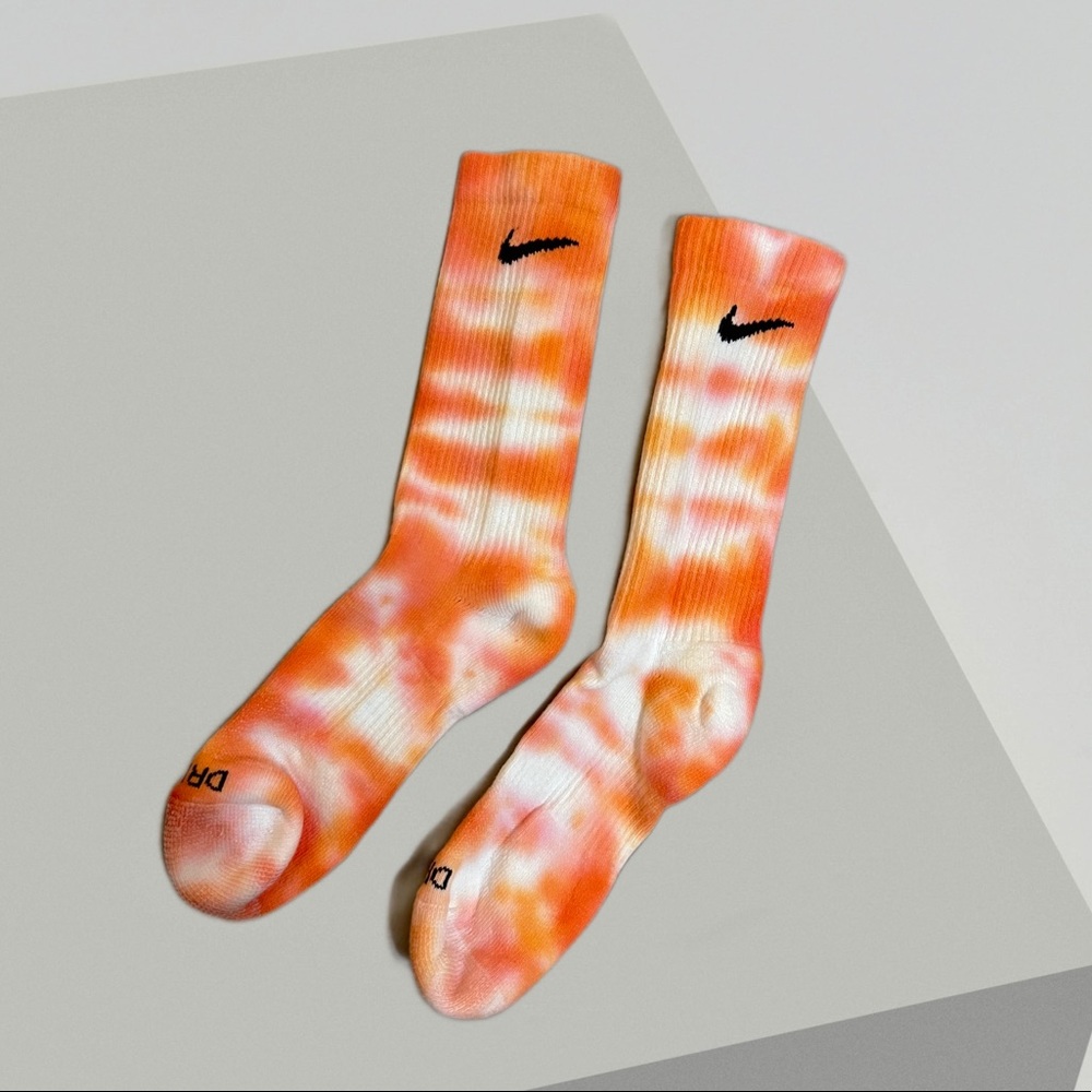 Tie dye Nike socks - Picture 3 of 3